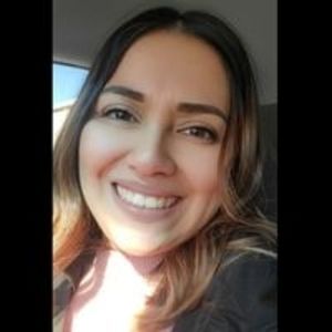 Meet your Posher, Daniela